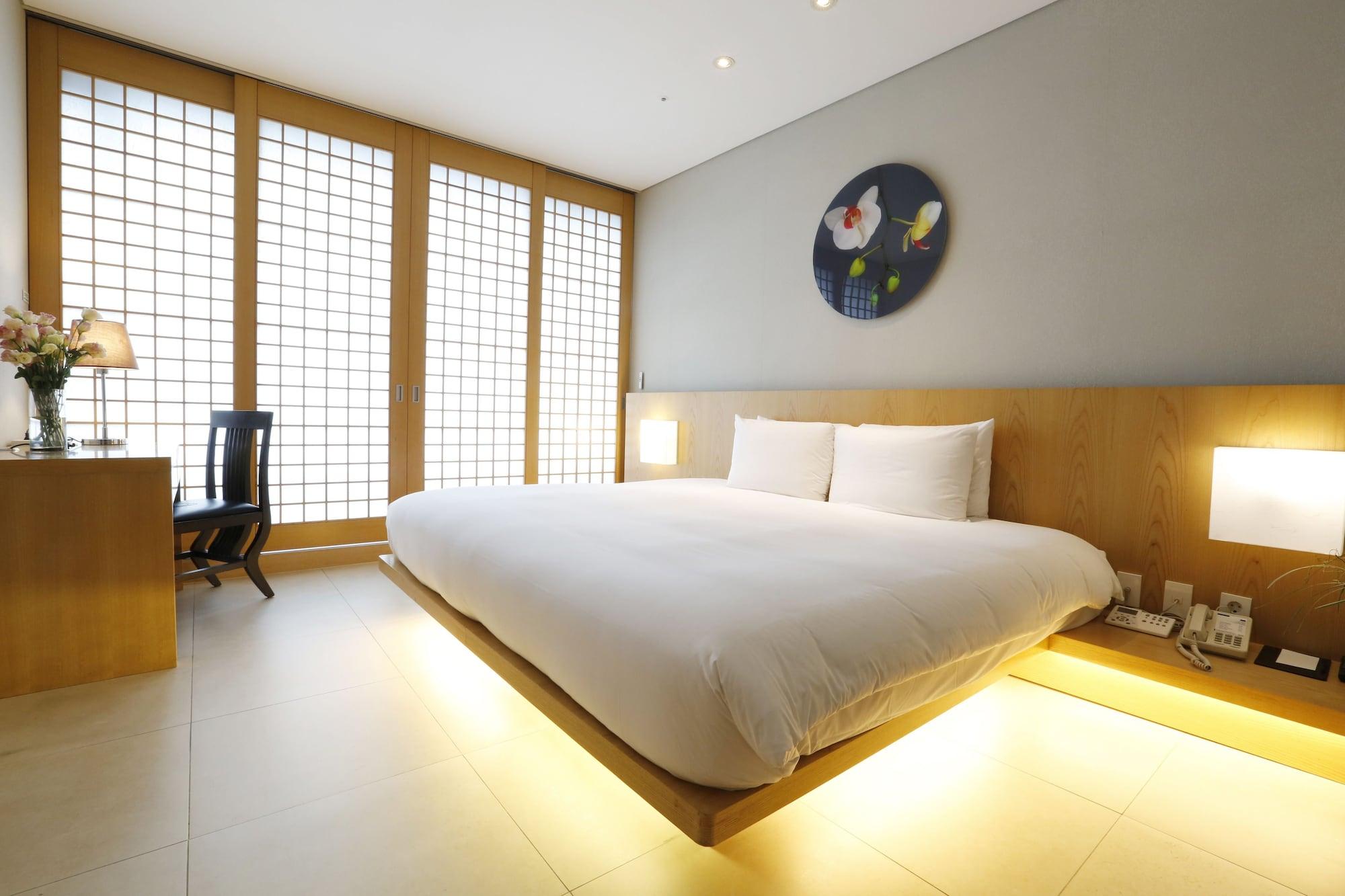 Grand Mercure Ambassador Changwon Dış mekan fotoğraf