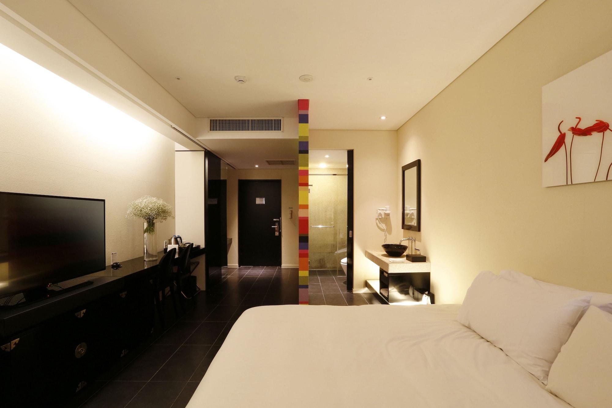 Grand Mercure Ambassador Changwon Dış mekan fotoğraf