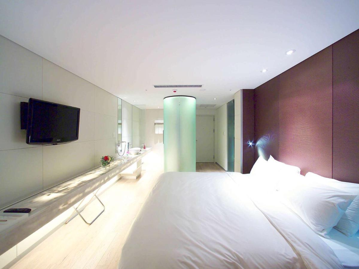 Grand Mercure Ambassador Changwon Dış mekan fotoğraf