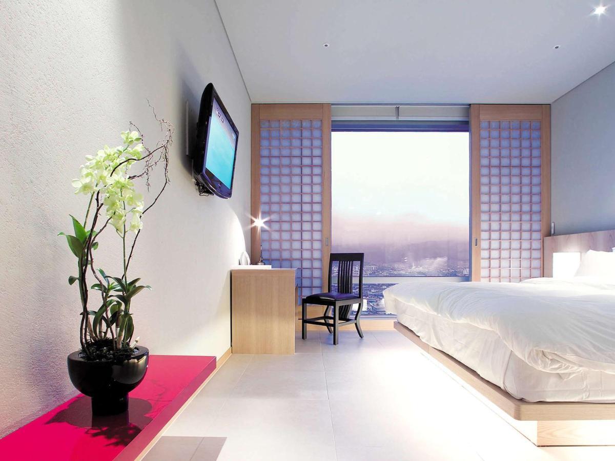 Grand Mercure Ambassador Changwon Dış mekan fotoğraf